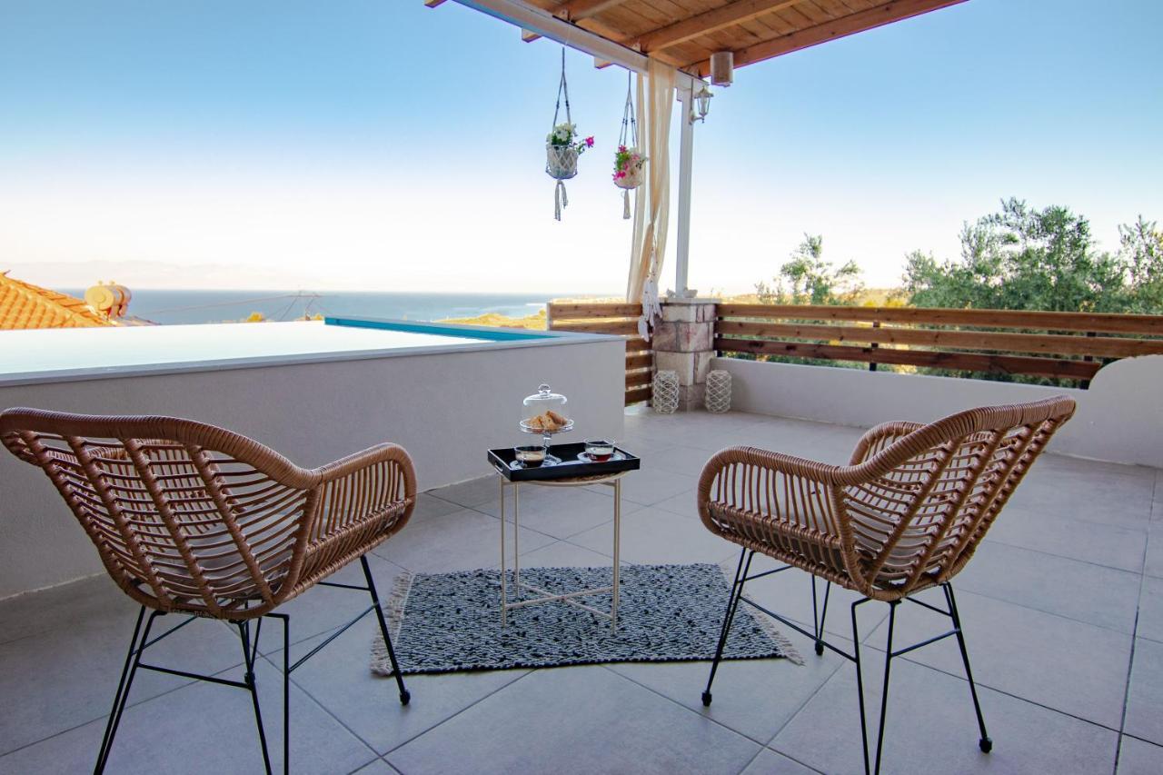 Georgianna'S Suite With Private Pool , 'Greysuite' Kómboi Exterior foto